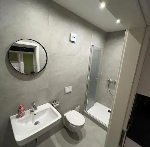 Rmi1 - Für Urlauber, Monteure - Mit Ac Und Infrarotheizung Apartment