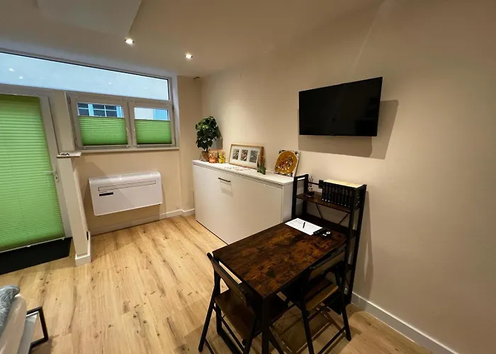 Rmi1 - Für Urlauber, Monteure - Mit Ac Und Infrarotheizung Apartment *